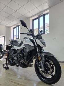 二手春风650NK