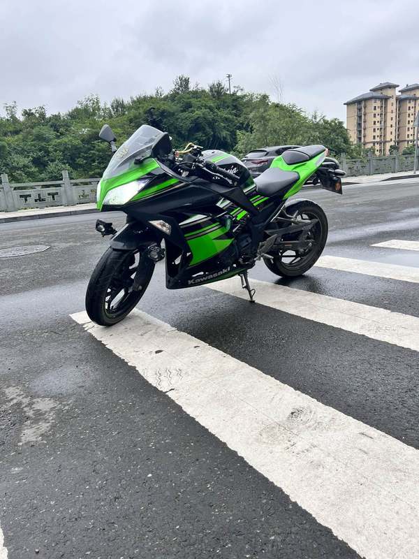 二手川崎Ninja 250