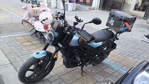 二手贝纳利幼狮 Leoncino 150