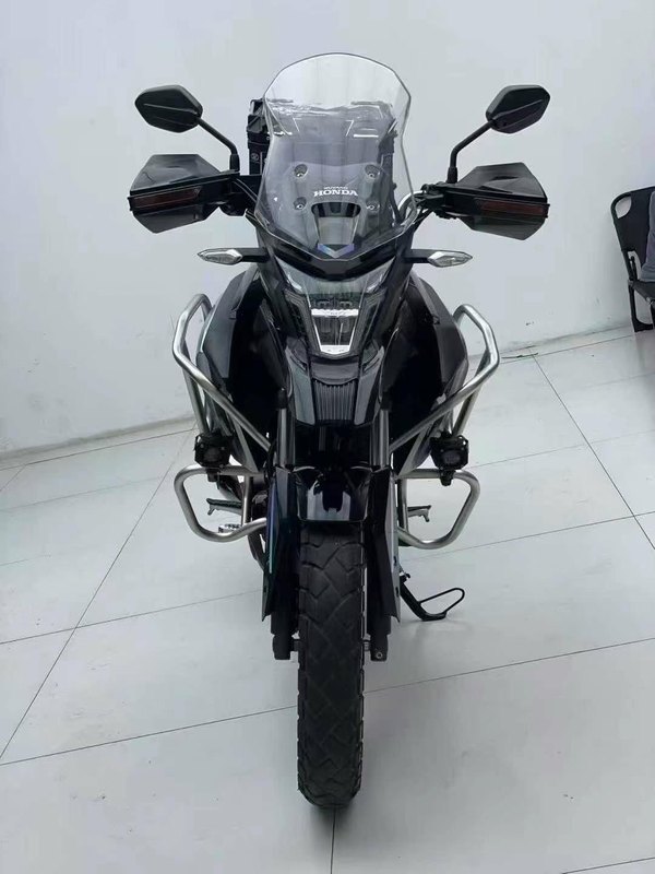 二手五羊本田猛鸷 CB190X