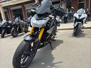 二手五羊本田CB190R 暴锋眼