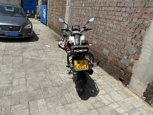 二手贝纳利金鹏 TRK251