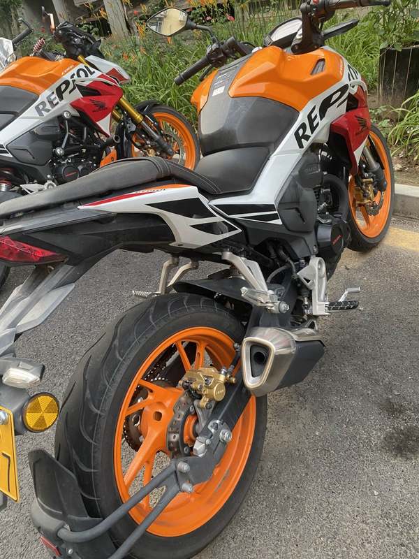 二手五羊本田CB190R 暴锋眼