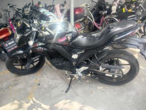 二手济南铃木极客飒 Gixxer 155 NK