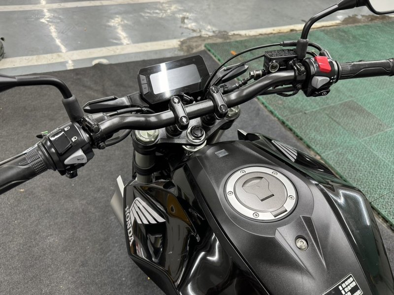 二手本田CB300R