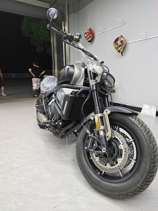 二手QJMOTOR闪700