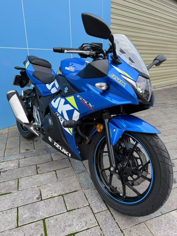 二手豪爵铃木GSX250R