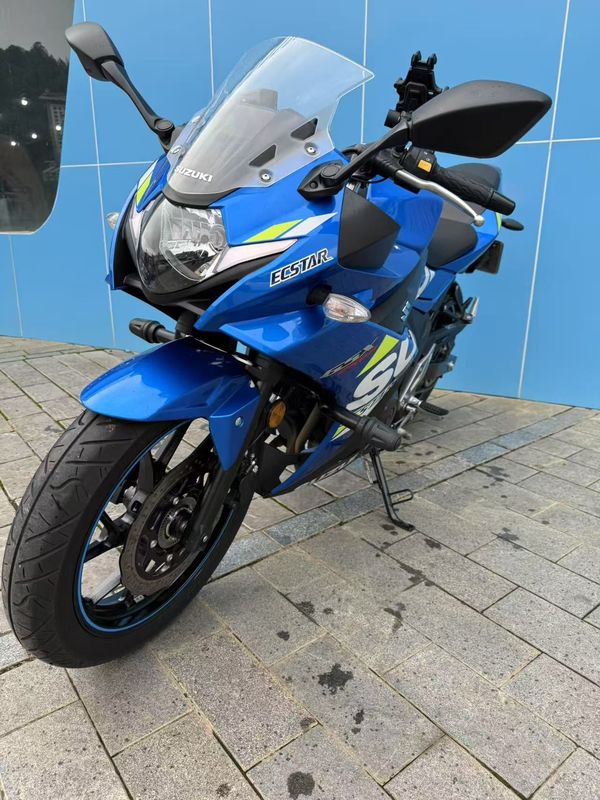 二手豪爵铃木GSX250R