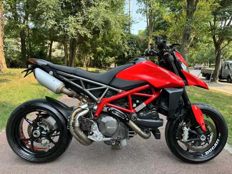二手杜卡迪Hypermotard 950