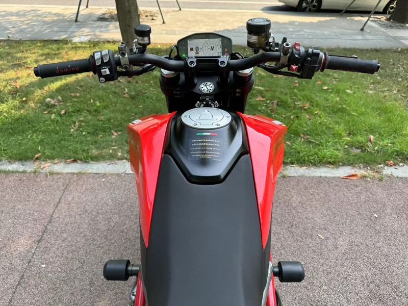 二手杜卡迪Hypermotard 950
