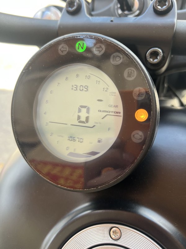 二手QJMOTOR闪300
