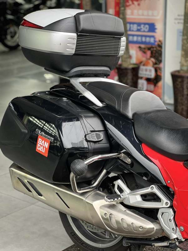 二手贝纳利1200GT