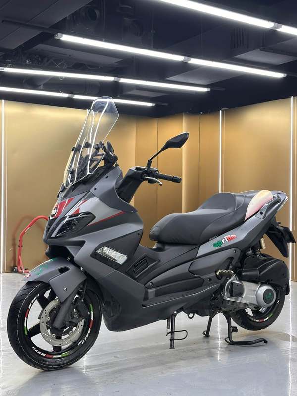 二手宗申阿普利亚SR Max 300 