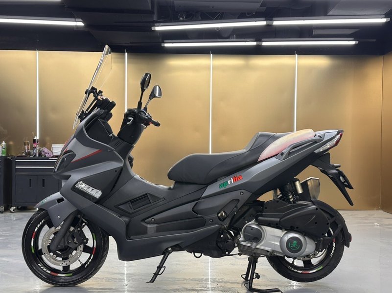 二手宗申阿普利亚SR Max 300 