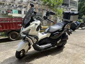 二手三阳哈士奇 Husky ADV150