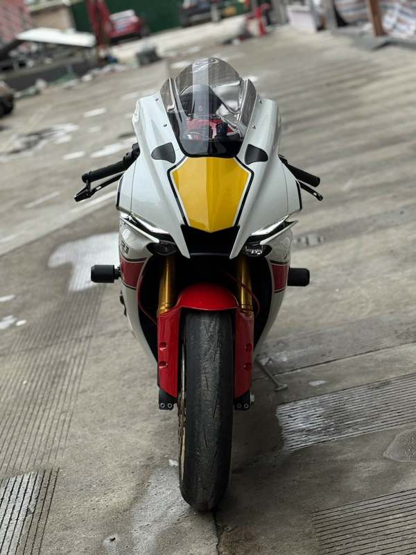 二手雅马哈YZF-R1