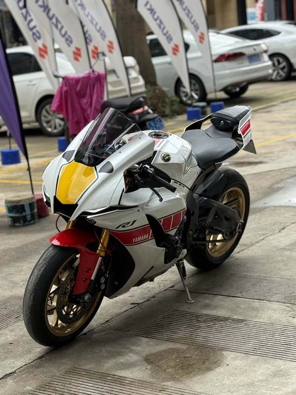 二手雅马哈YZF-R1