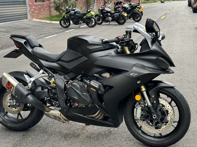 二手QJMOTOR赛800