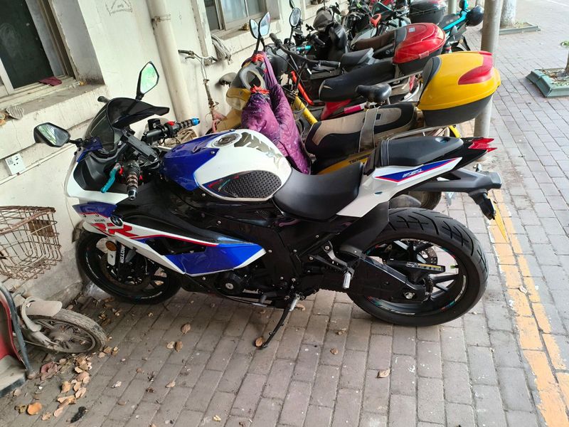 二手宝雕BD400RR