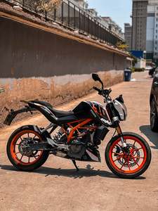 二手KTMR2R390 Duke