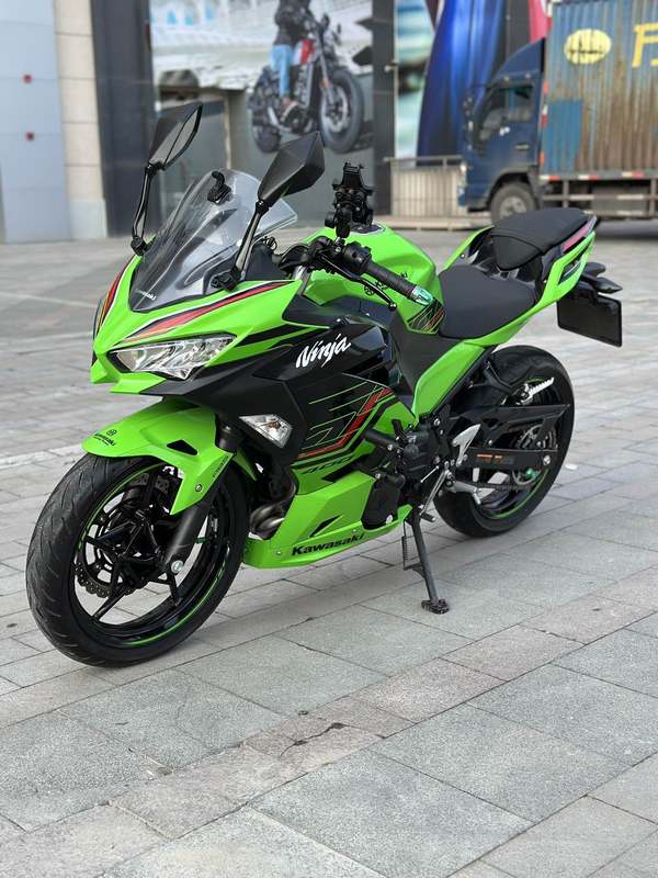二手川崎Ninja 400