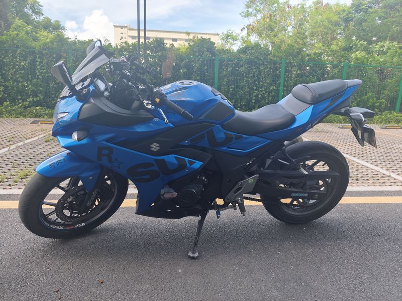 二手豪爵铃木GSX250R