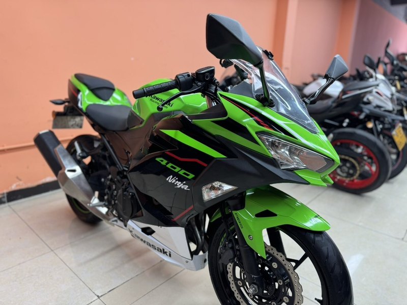 二手川崎Ninja 400