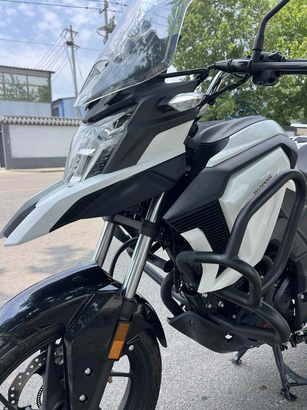 二手五羊本田猛鸷 CB190X