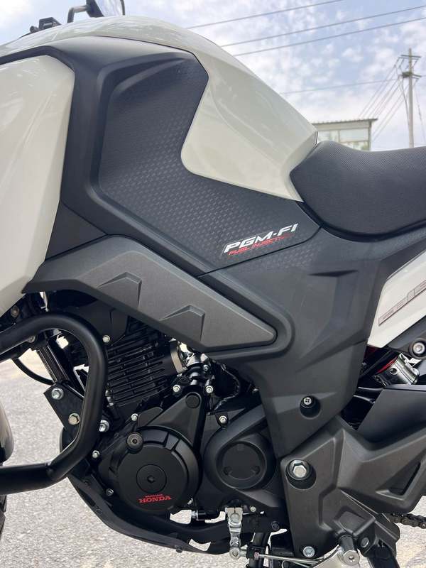 二手五羊本田猛鸷 CB190X