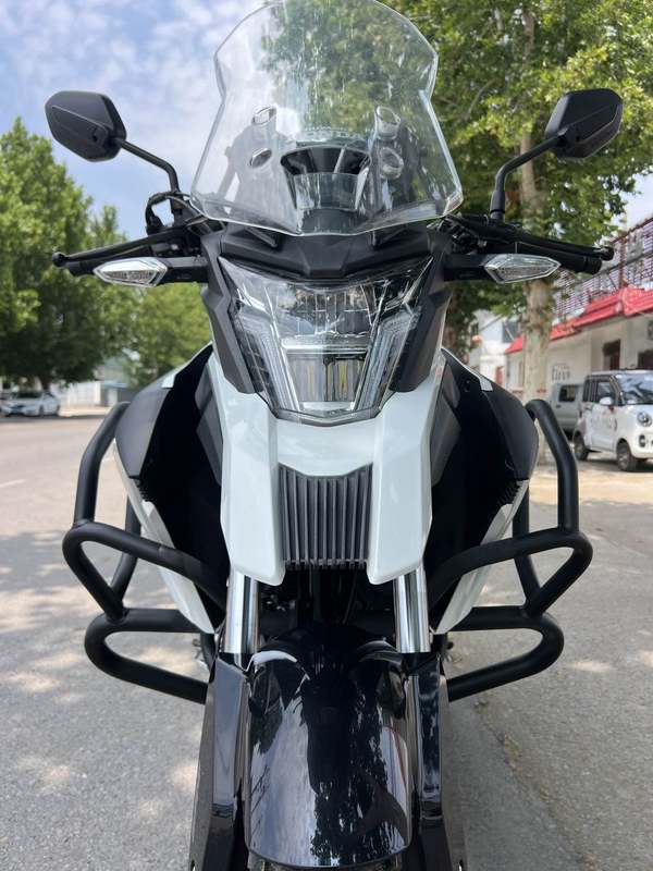 二手五羊本田猛鸷 CB190X