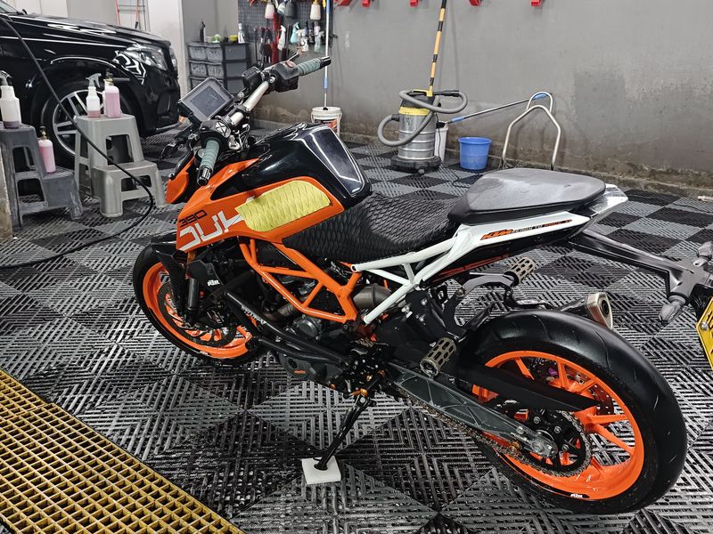 二手KTMR2R390 Duke