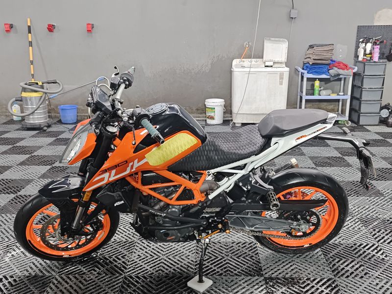 二手KTMR2R390 Duke