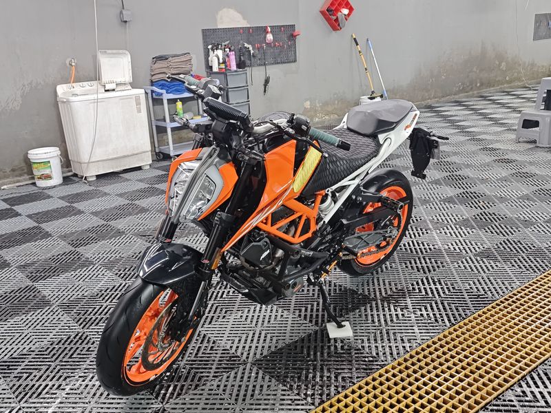 二手KTMR2R390 Duke