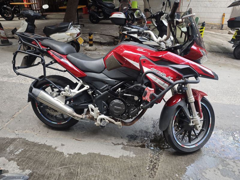 二手贝纳利金鹏 TRK251