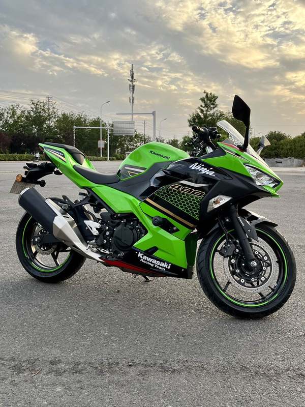 二手川崎Ninja 400
