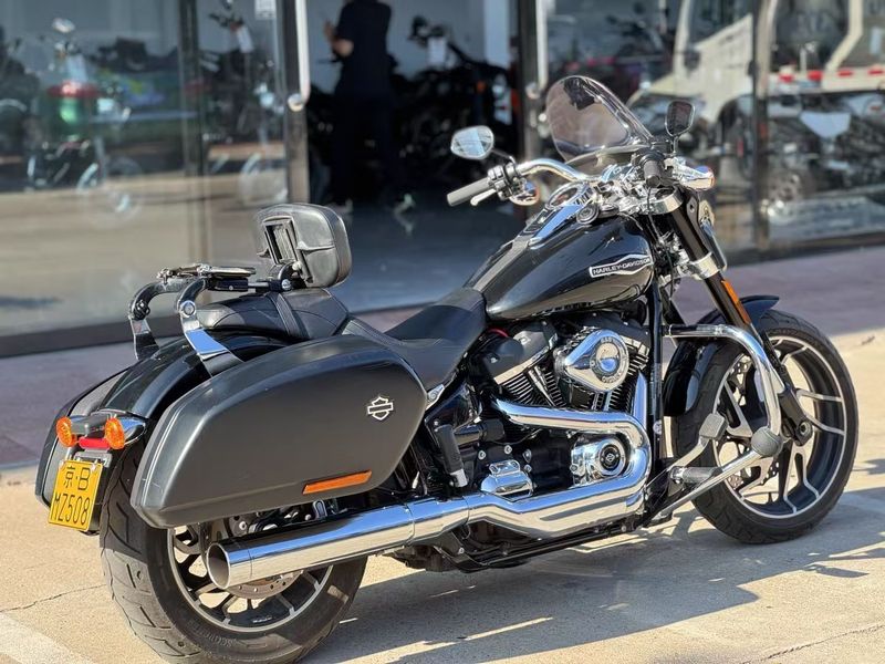 二手哈雷戴维森凌动滑翔 Sport Glide