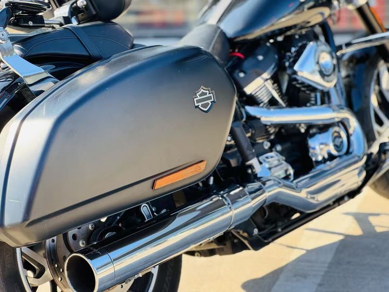 二手哈雷戴维森凌动滑翔 Sport Glide