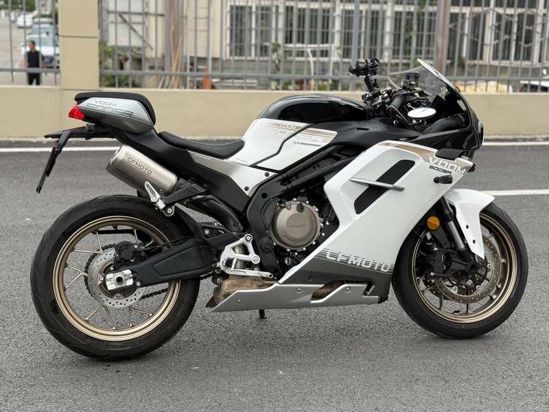 二手春风500SR VOOM