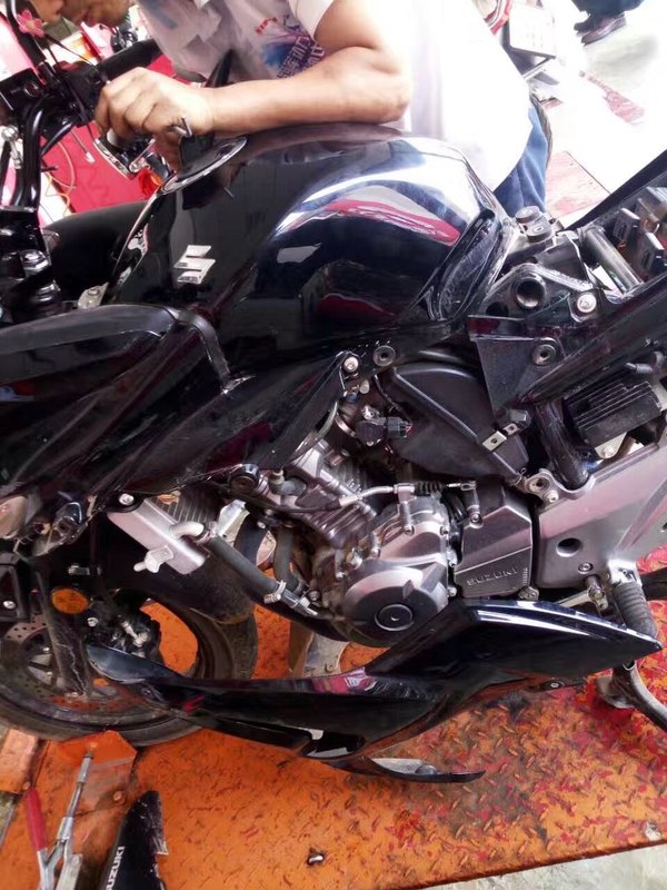 二手豪爵铃木骊驰 GW 250F