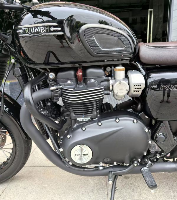 二手凯旋Bonneville T120