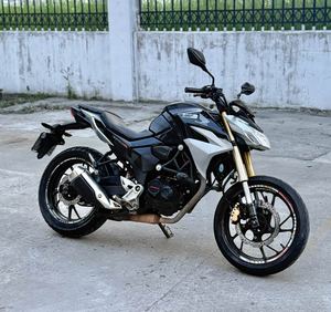 二手五羊本田CB190R 暴锋眼