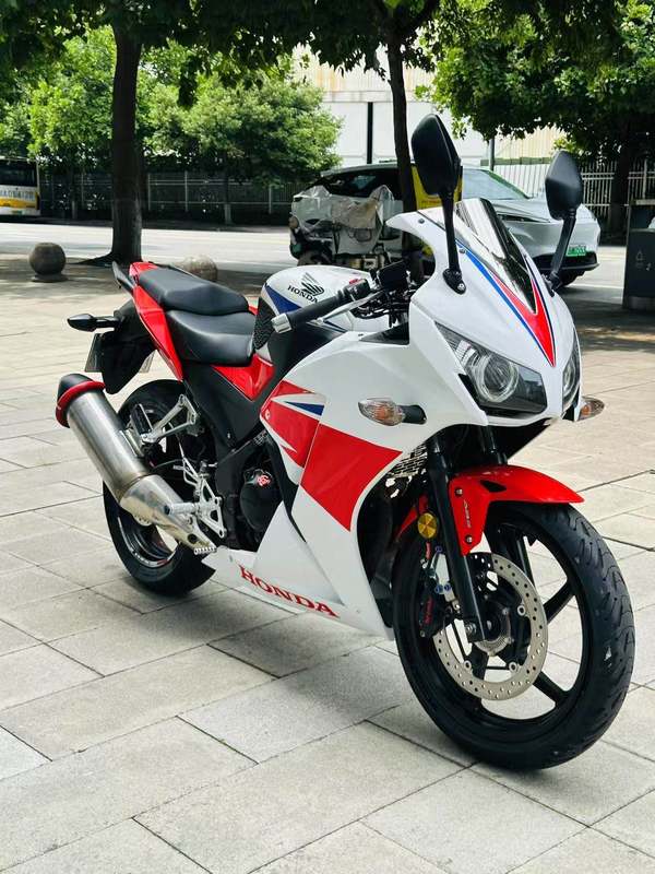 二手本田CBR300R