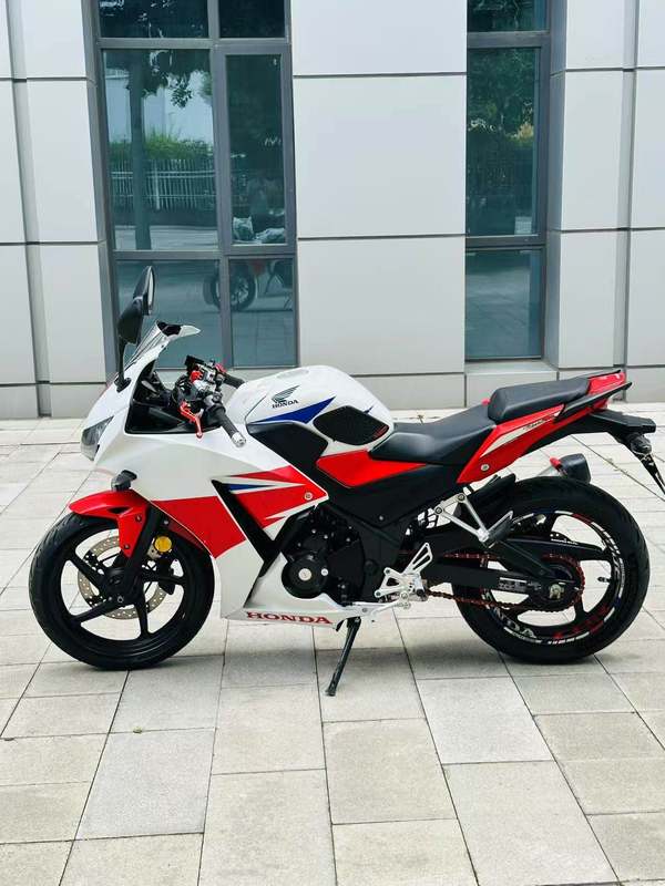 二手本田CBR300R