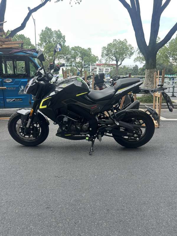 二手贝纳利小迅龙 BN150S