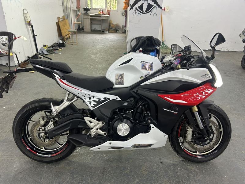二手贝纳利龙卷风 Tornado 552R