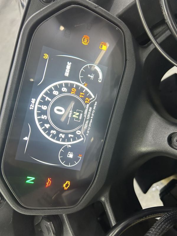 二手贝纳利龙卷风 Tornado 552R