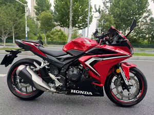 二手本田CBR400R