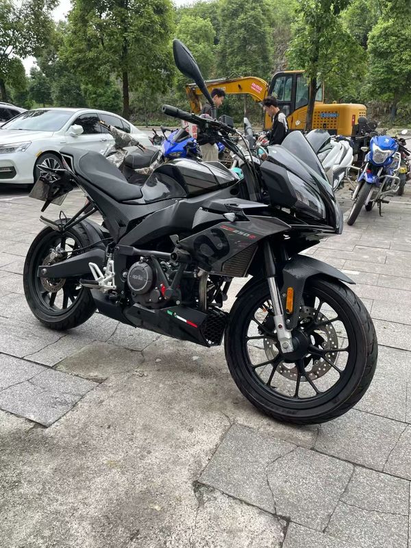 二手宗申阿普利亚GPR250S