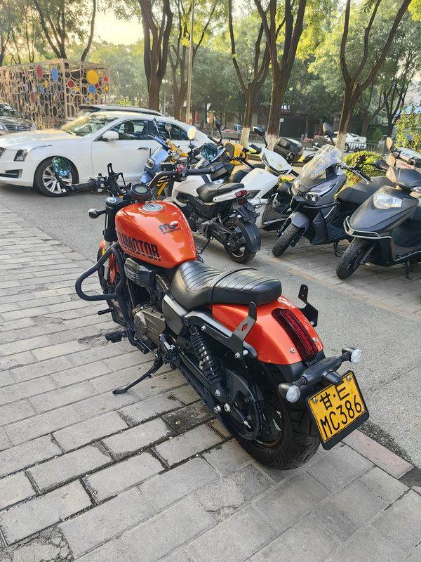 二手QJMOTOR闪300