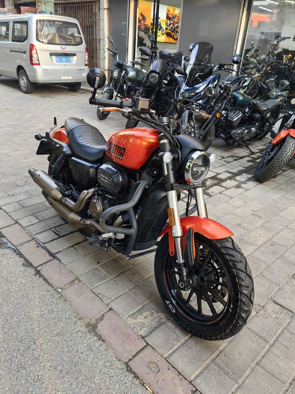 二手QJMOTOR闪300